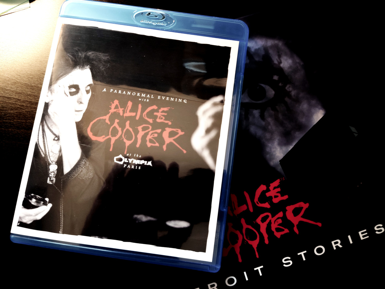 Ein Paranormaler Abend mit Alice Cooper